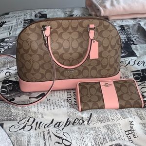 Coach purse with matching wallet